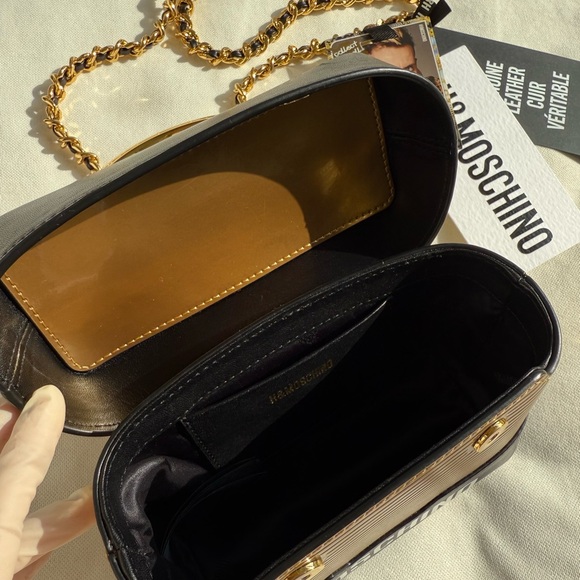 Moschino Black and Gold Padlock Bag - Picture 2 of 2